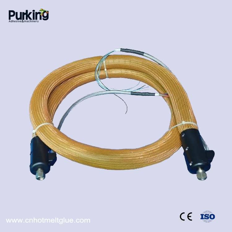 घालण्यायोग्य गरम पाण्याची नळी